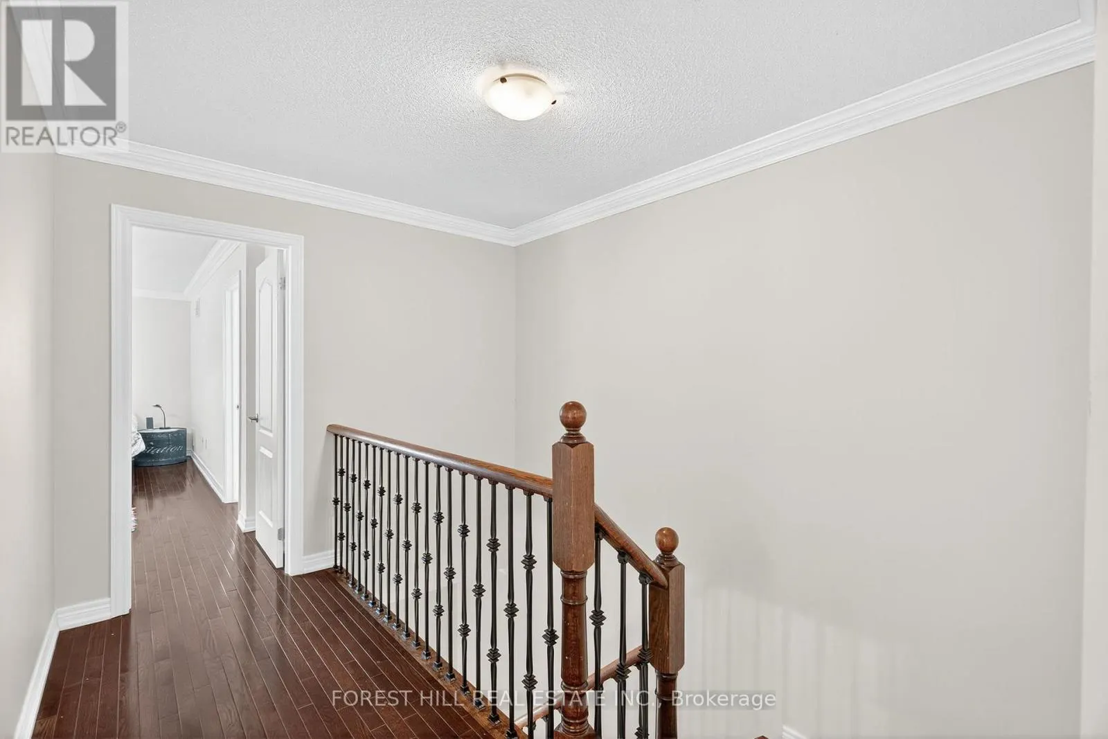9 ROBERT GREEN CRESCENT