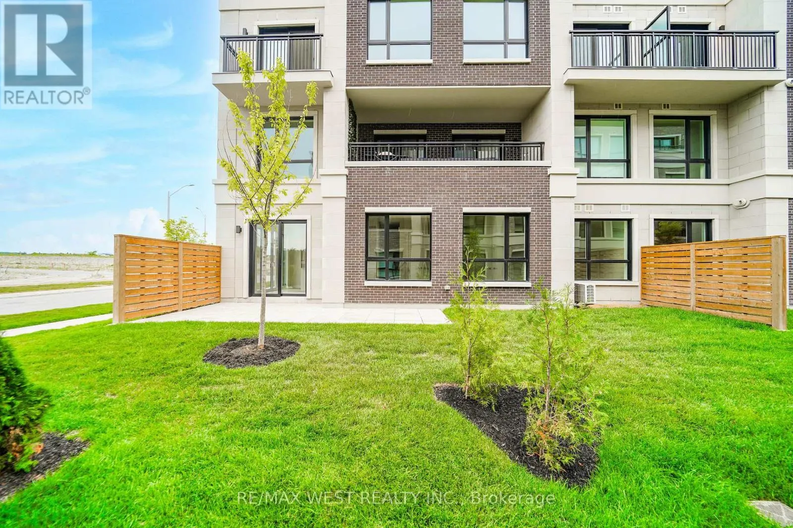 B103 - 65 SAIGON DRIVE