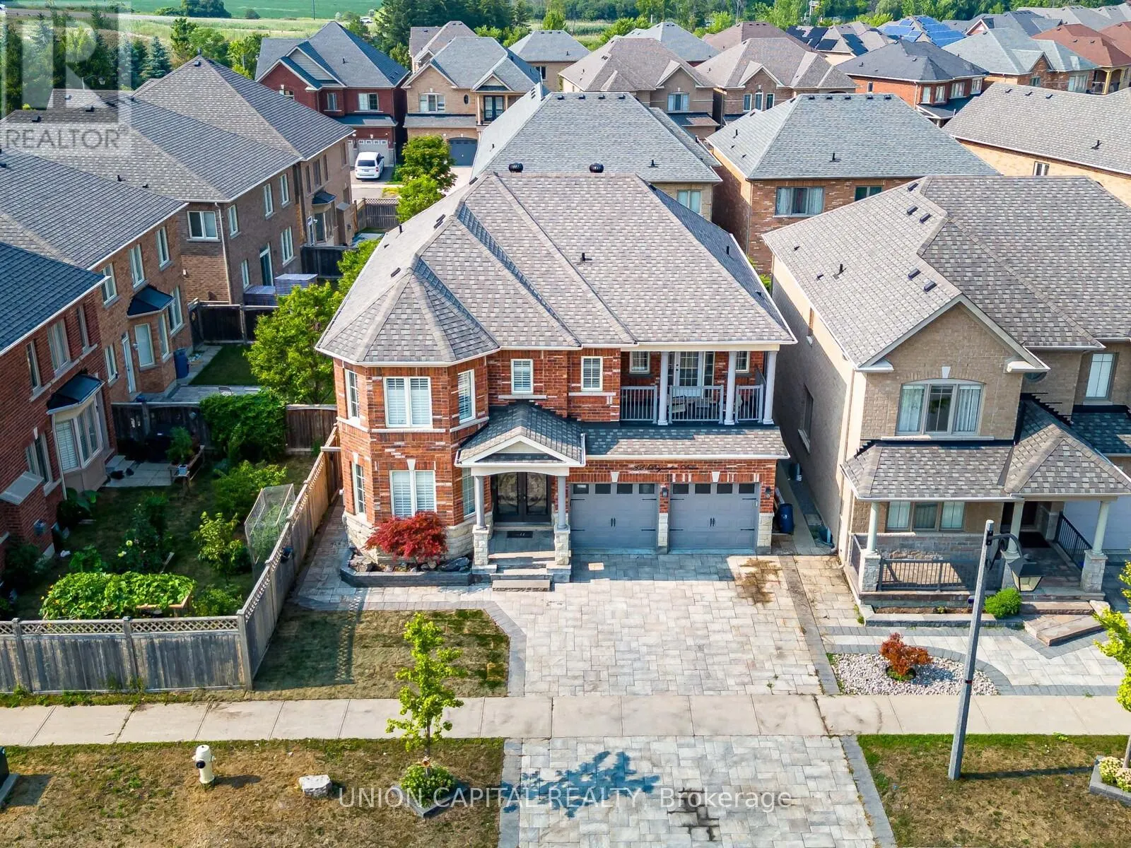 32 DESJARDIN DRIVE