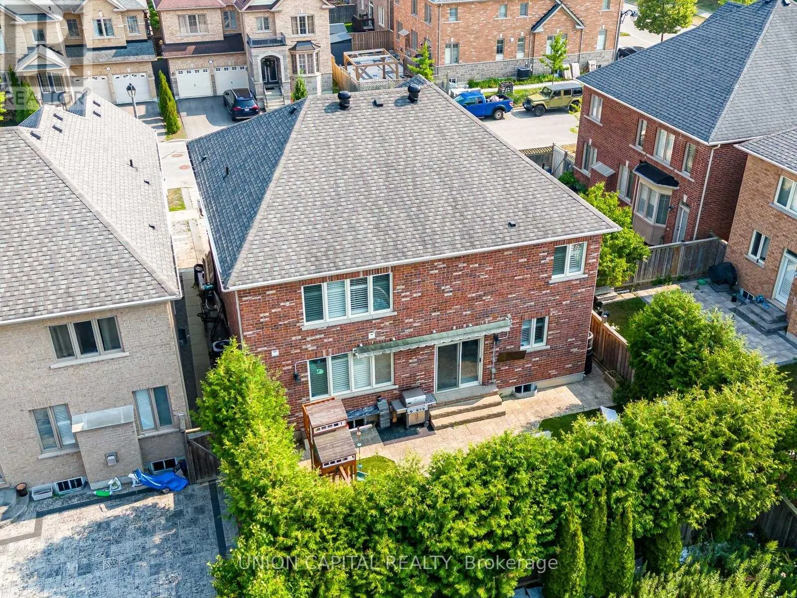 32 DESJARDIN DRIVE