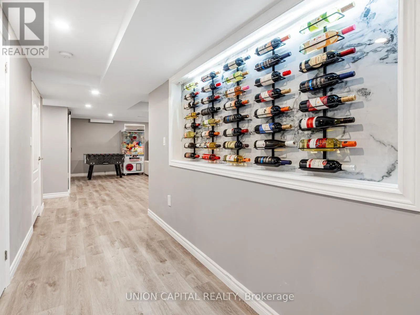 32 DESJARDIN DRIVE