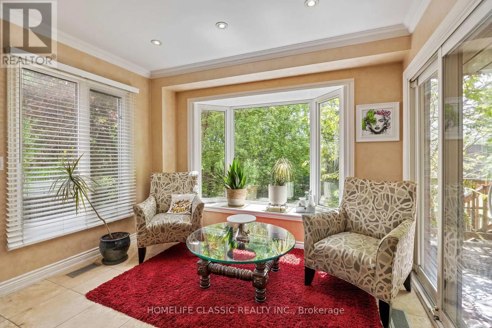 93 NORTH MEADOW CRESCENT