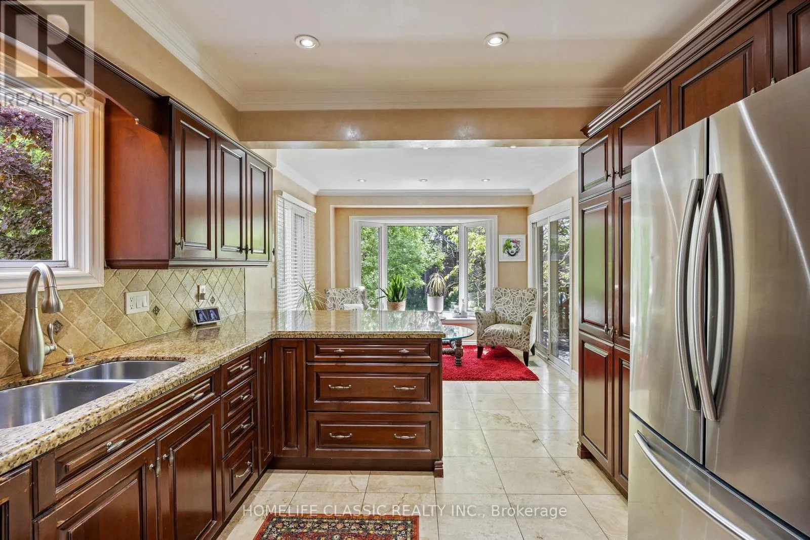 93 NORTH MEADOW CRESCENT