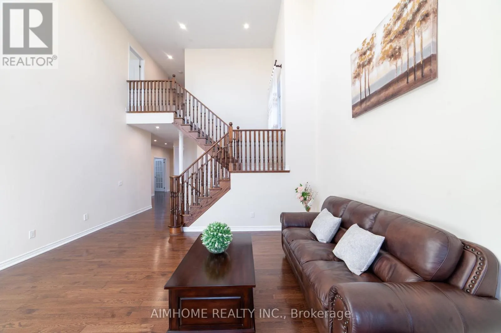 28 COUNTRYWIDE COURT
