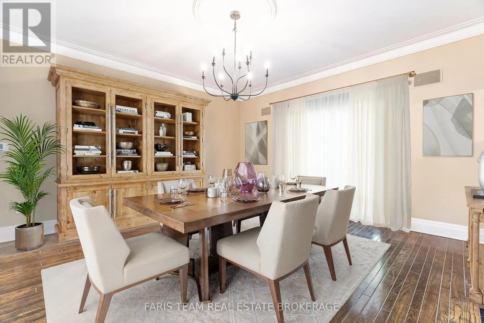 1826 QUANTZ CRESCENT