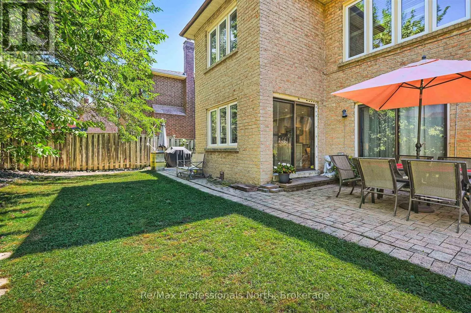 8 ELMSLEY DRIVE E