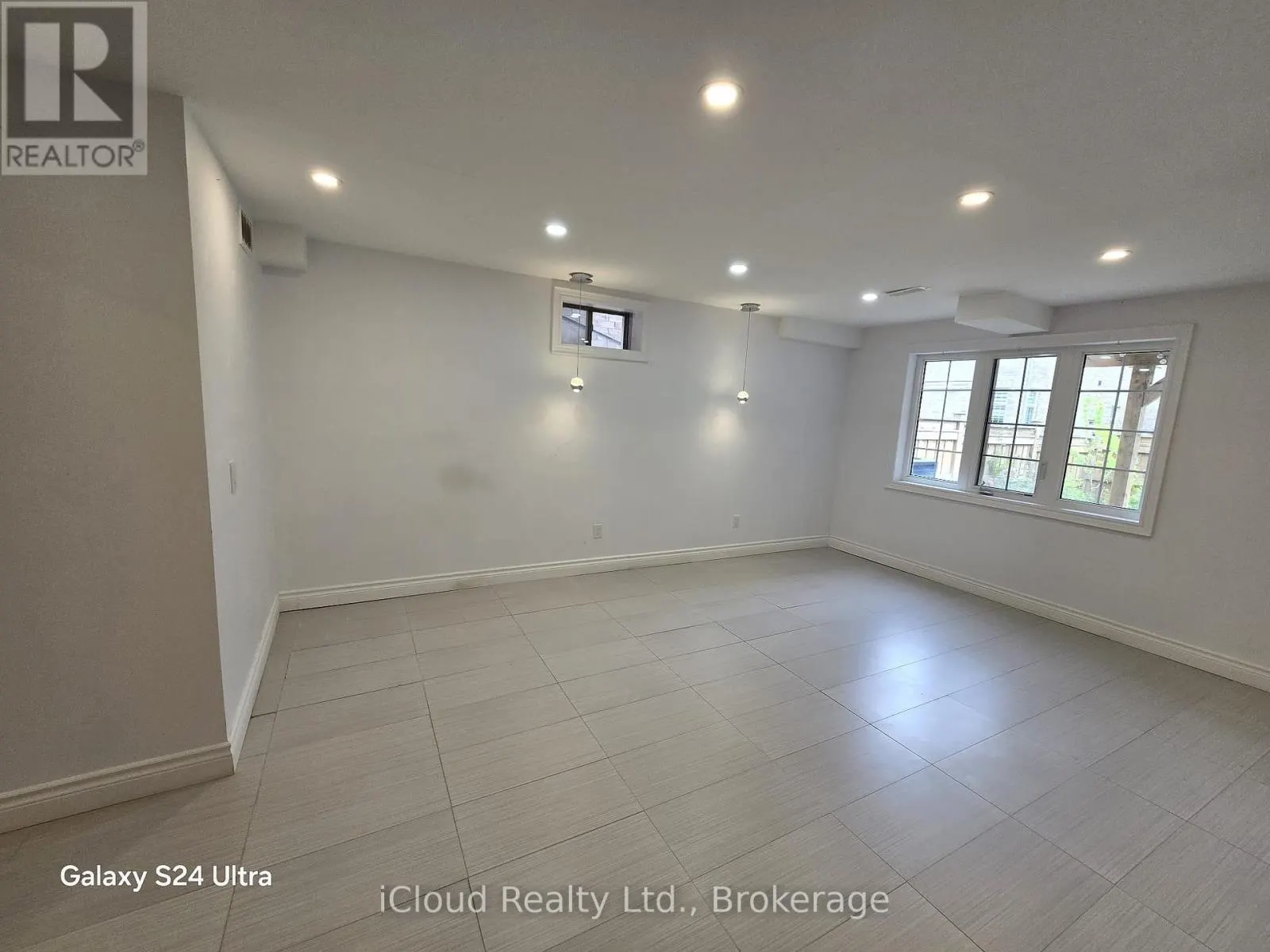 BSMT - 48 DRIZZEL CRESCENT