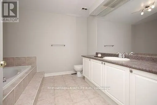 27 - 255 SHAFTSBURY AVENUE