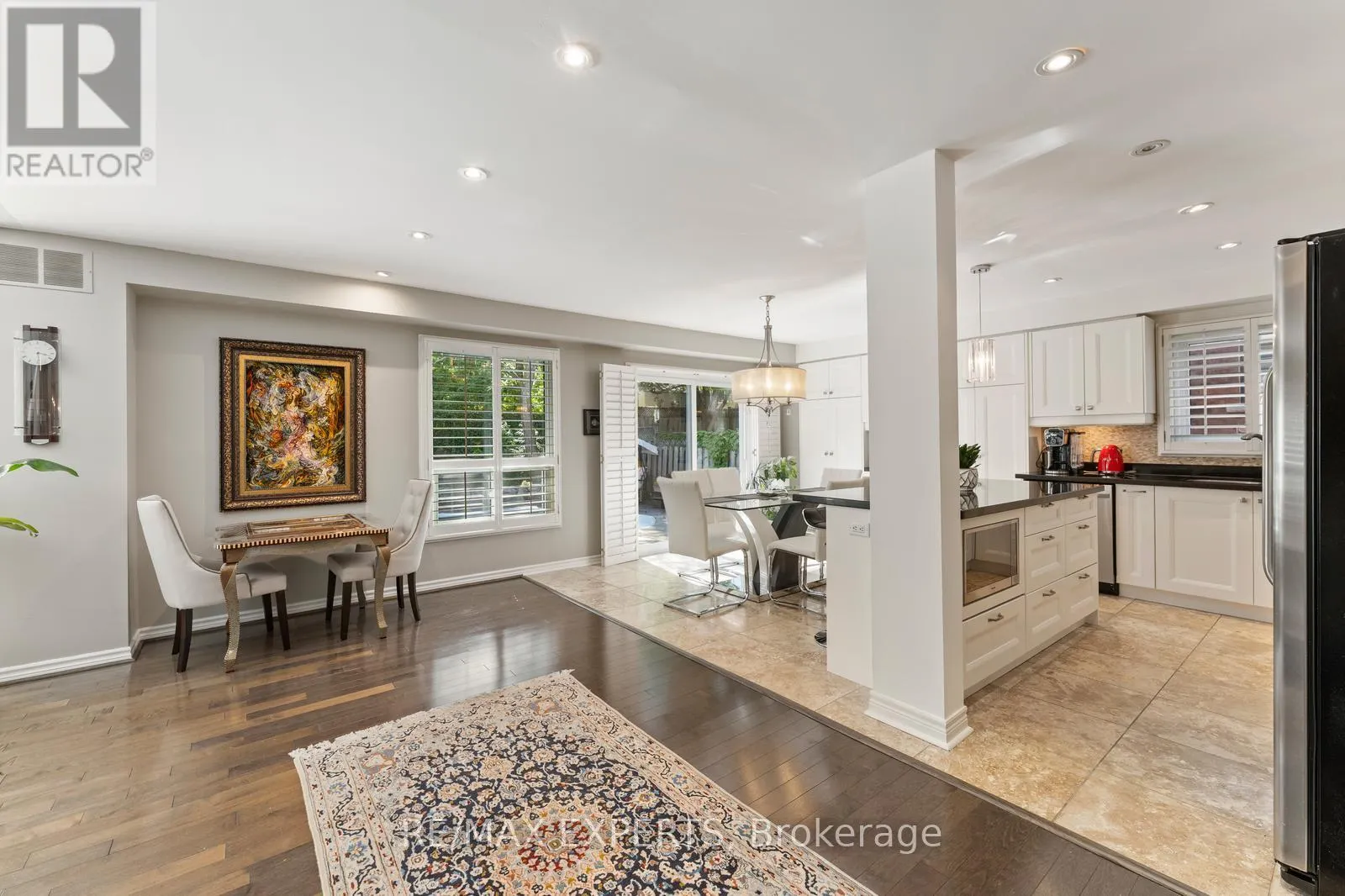 286 KIRBY CRESCENT