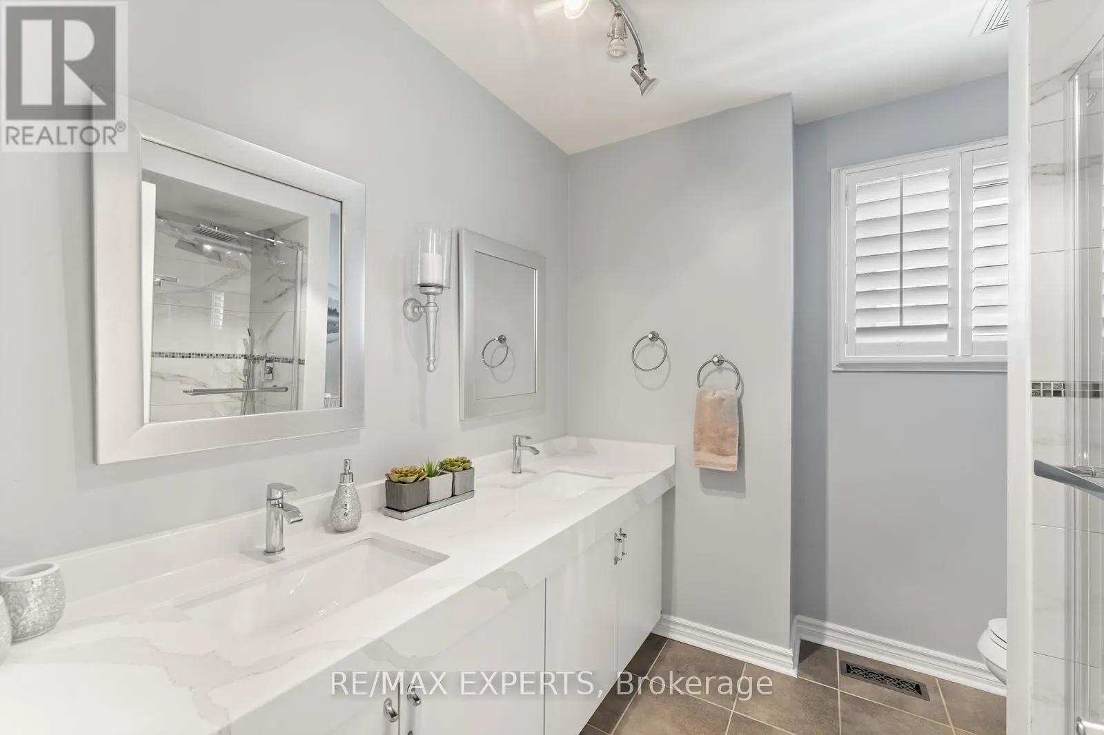286 KIRBY CRESCENT