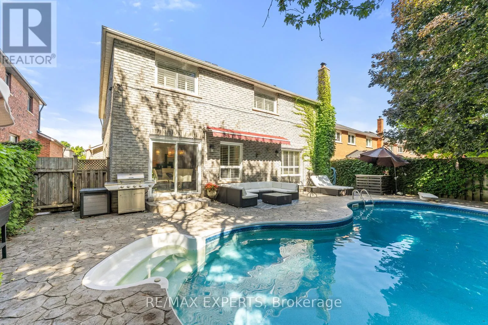 286 KIRBY CRESCENT