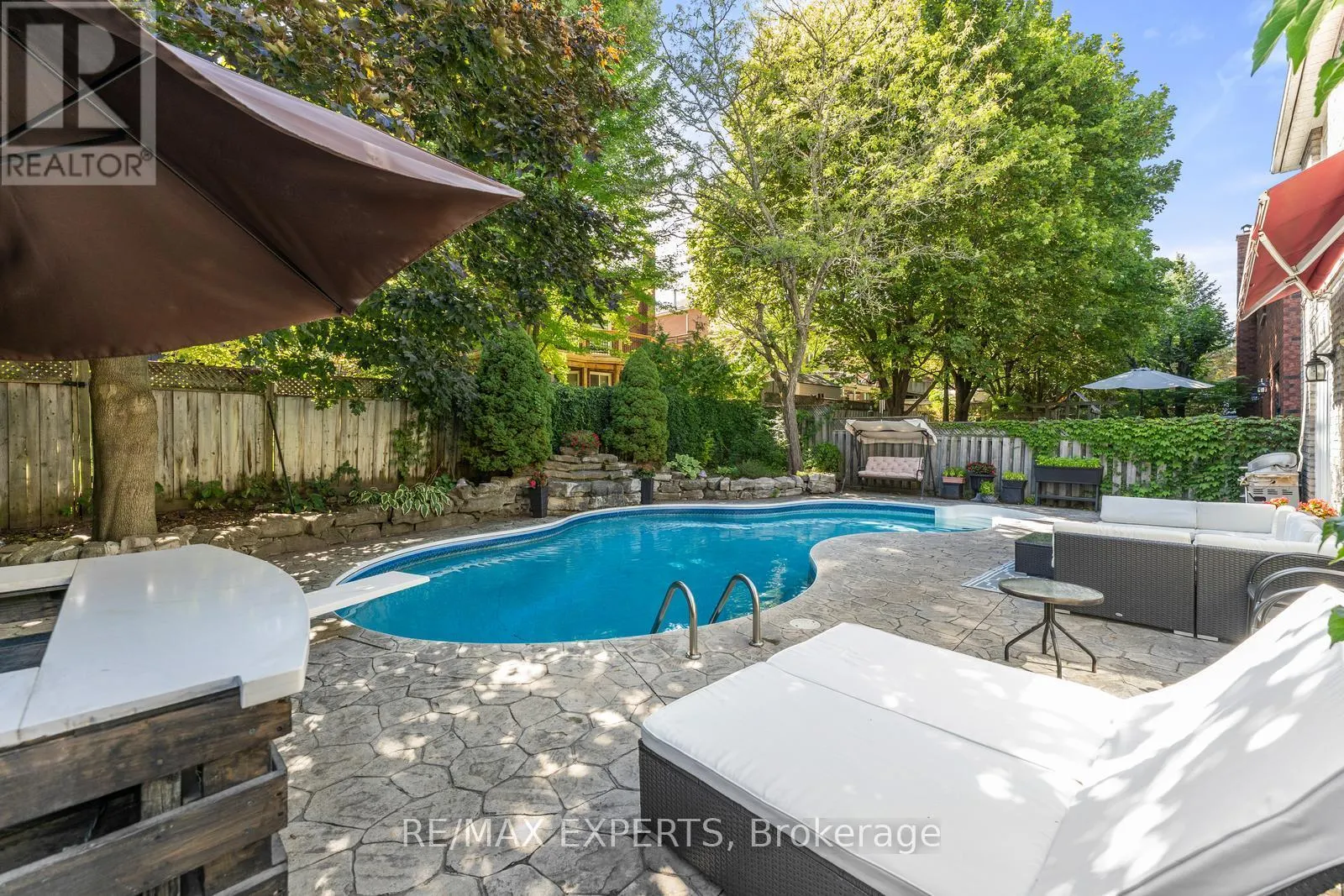 286 KIRBY CRESCENT
