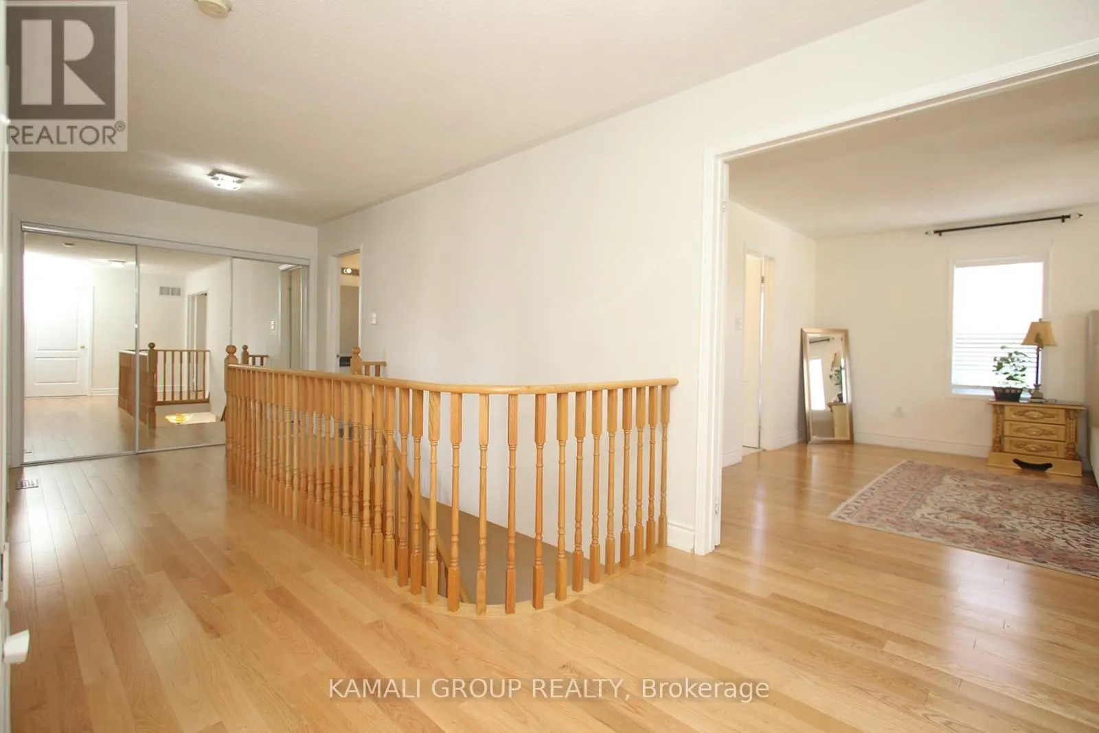 6 GLENIS GATE