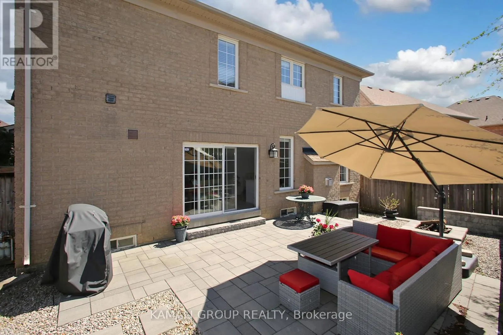 6 GLENIS GATE