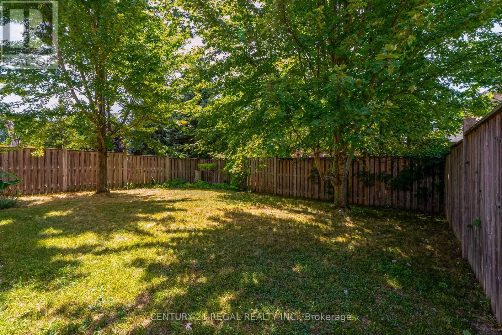 4 HAYFIELD AVENUE