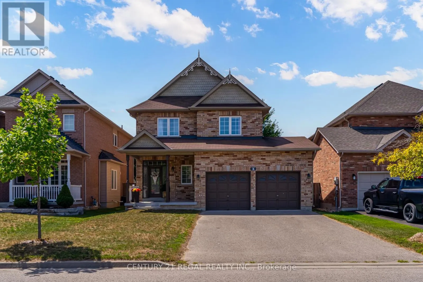 4 HAYFIELD AVENUE