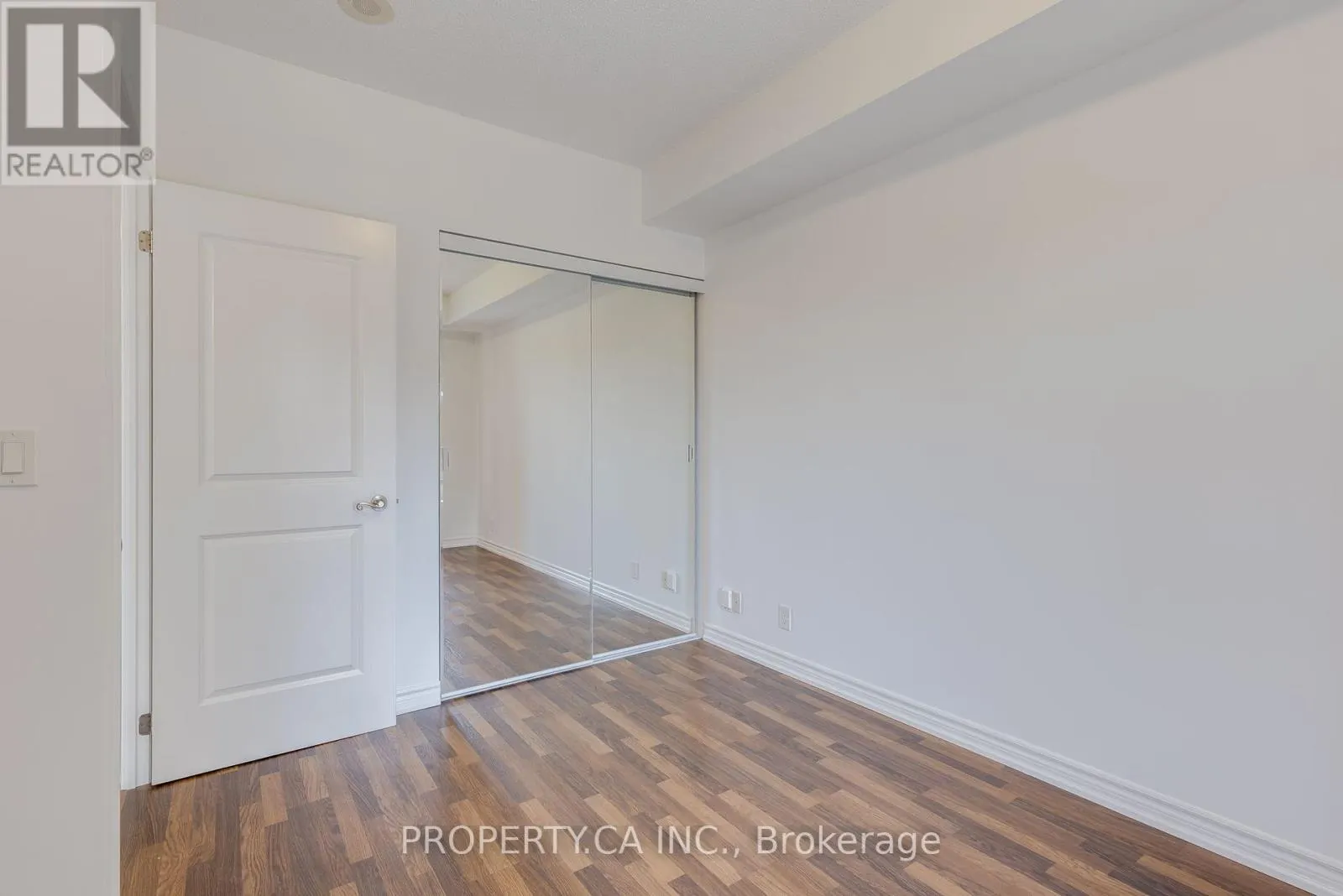 216 - 9225 JANE STREET