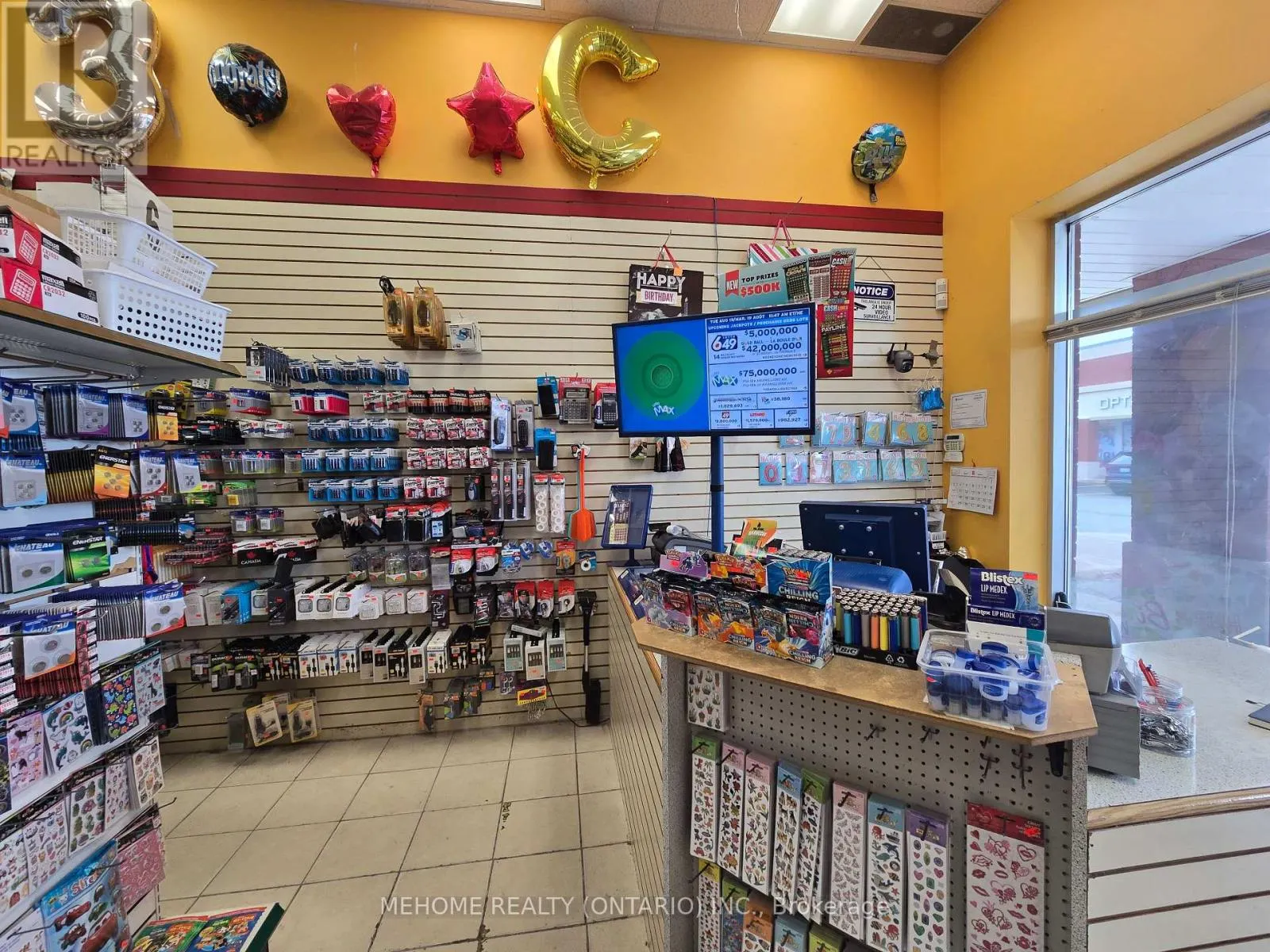 9200 BATHURST STREET