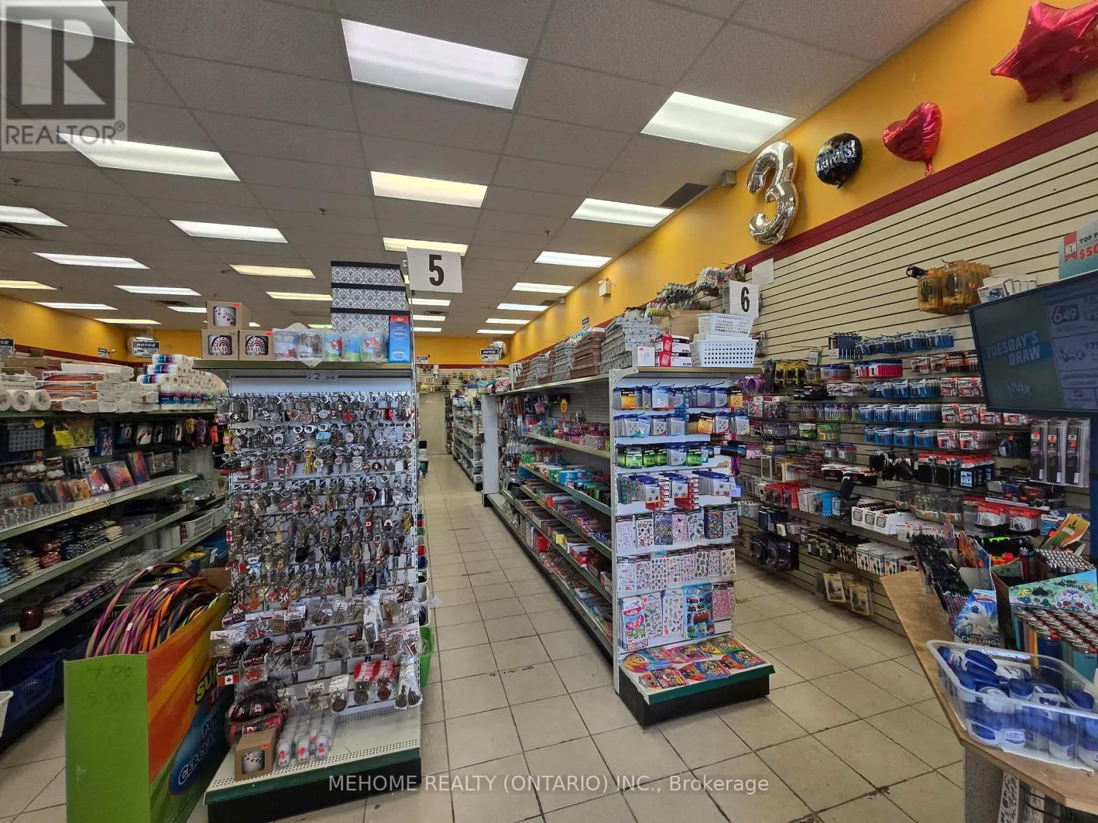 9200 BATHURST STREET