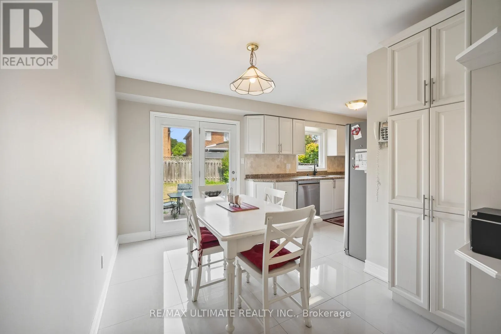210 RIDGEFIELD CRESCENT