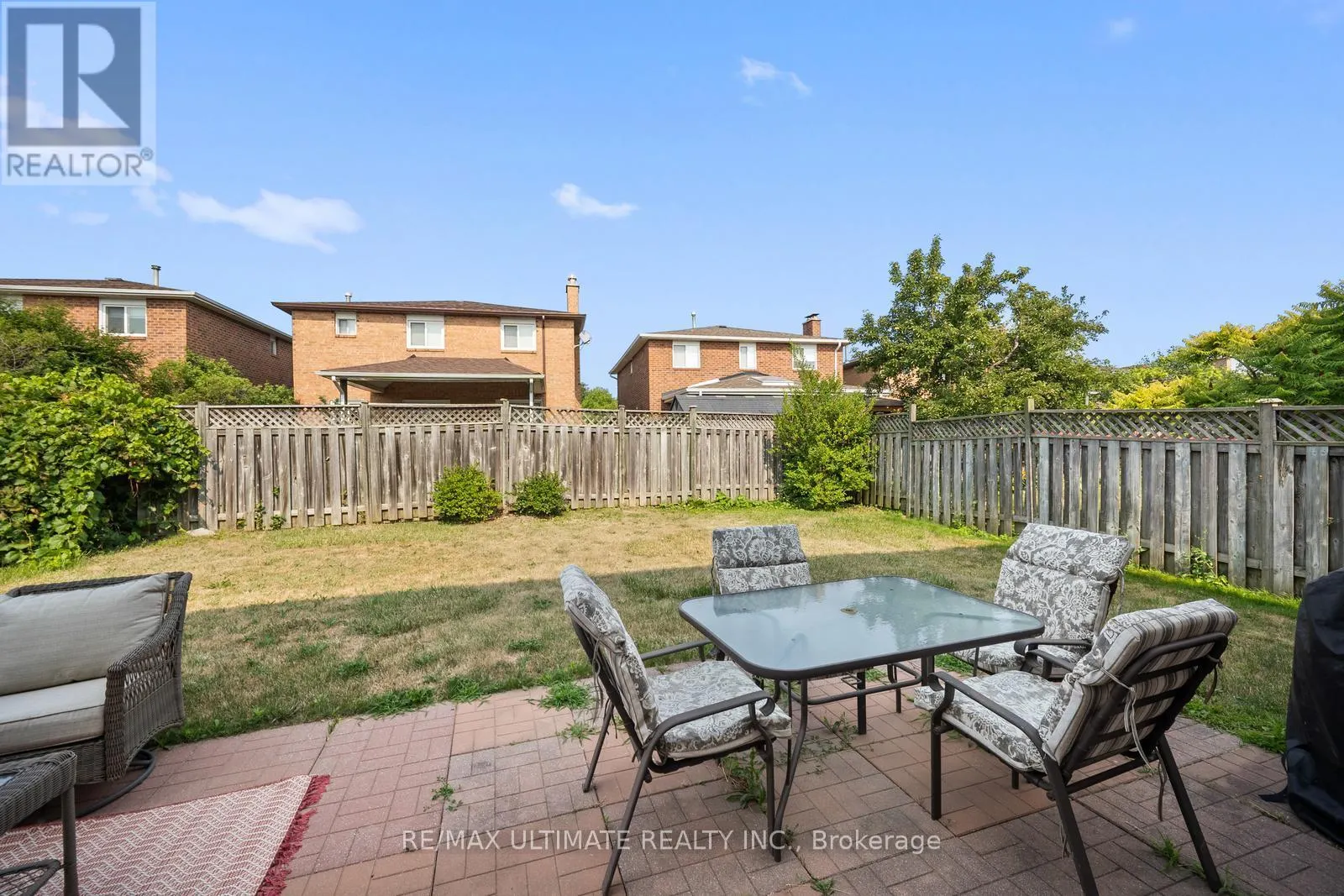 210 RIDGEFIELD CRESCENT