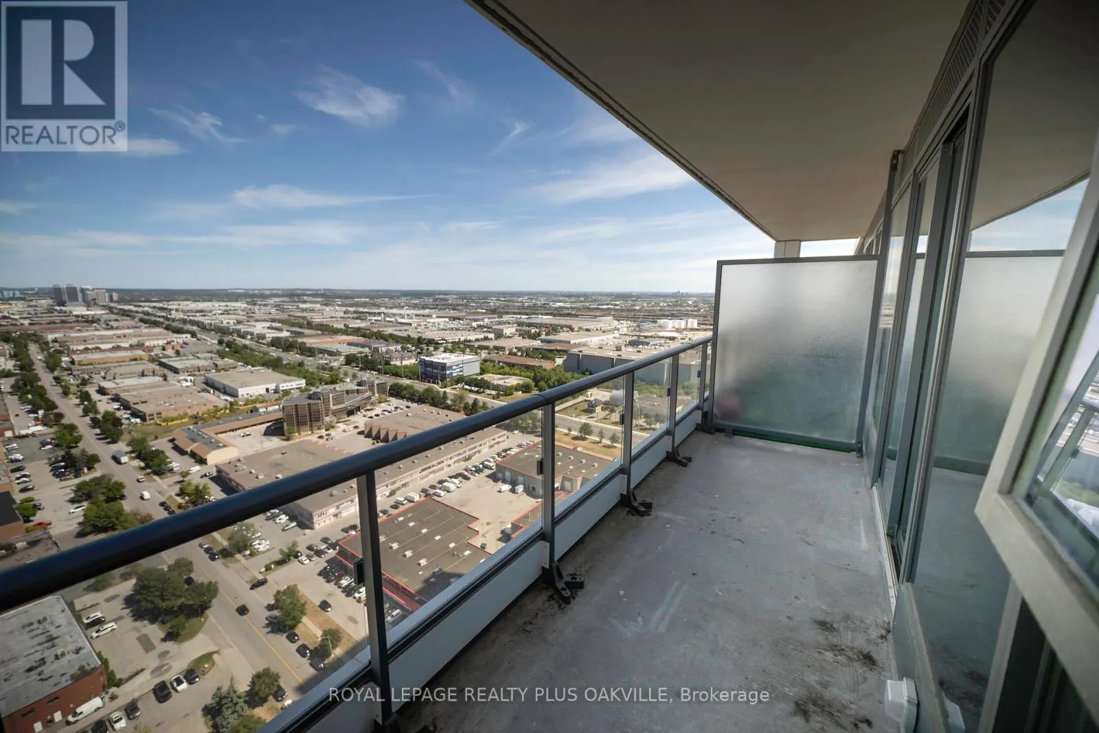 3315 - 950 PORTAGE PARKWAY