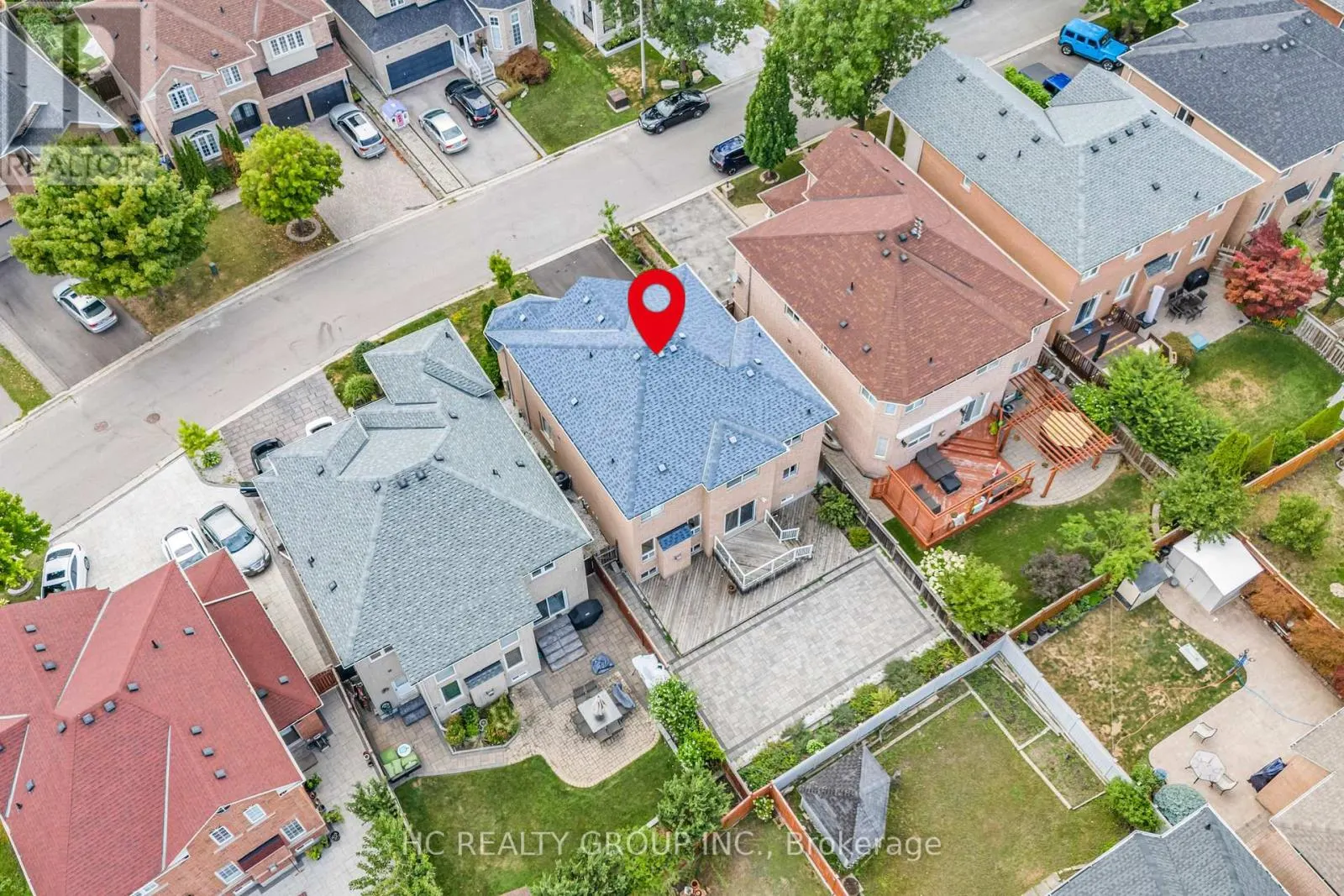 130 ROYVIEW CRESCENT