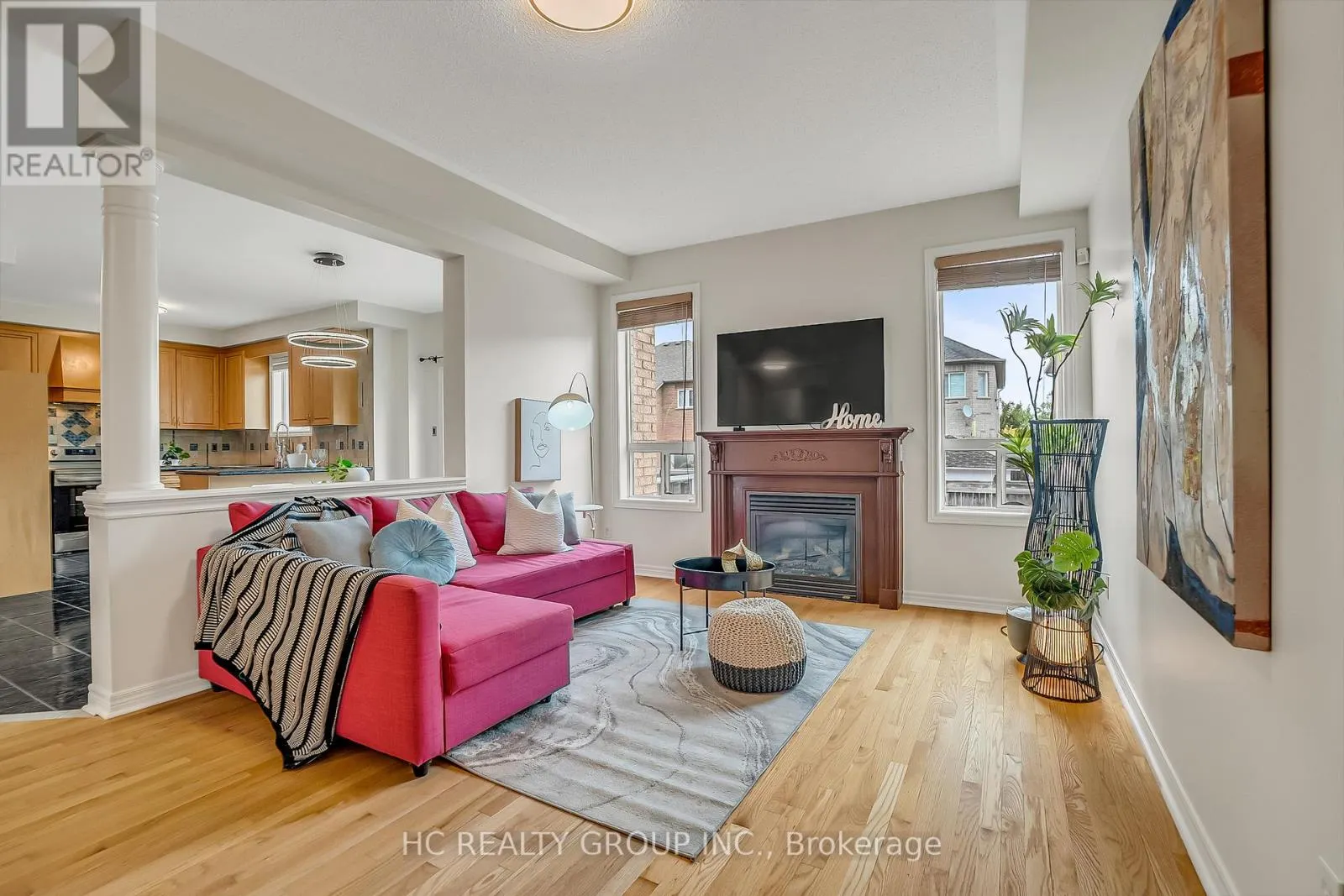 130 ROYVIEW CRESCENT