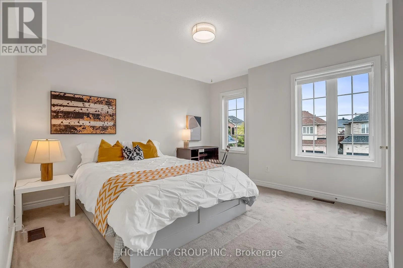 130 ROYVIEW CRESCENT