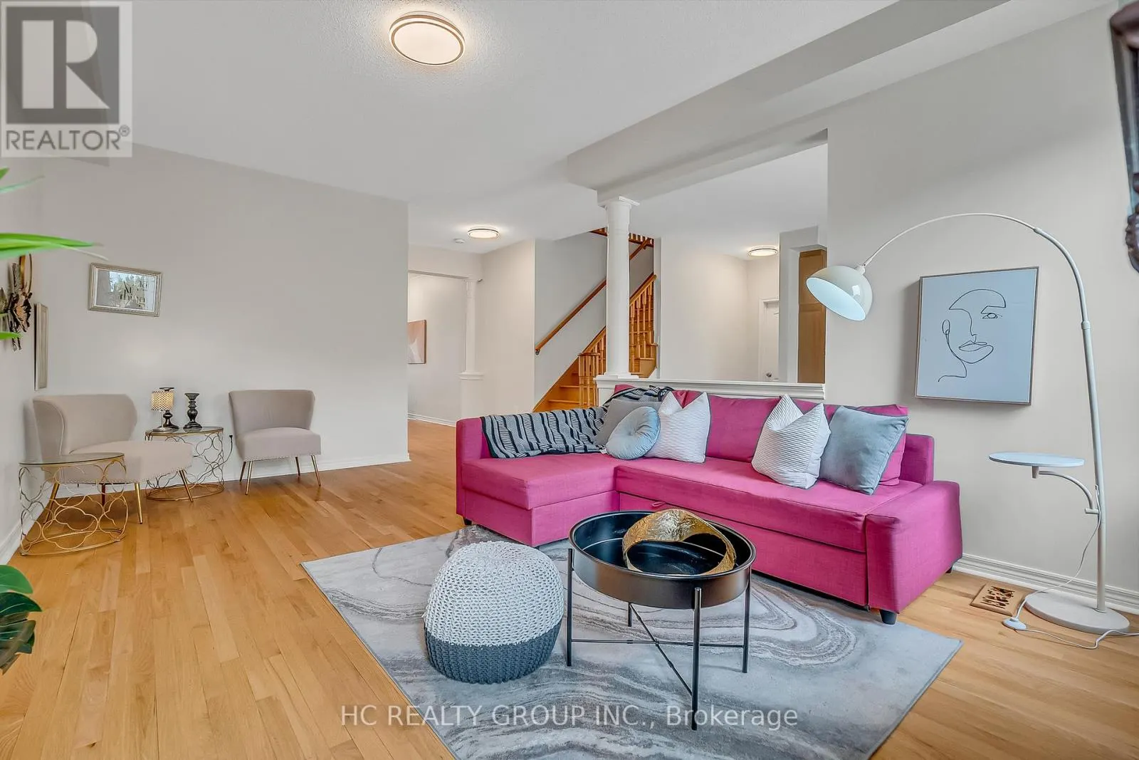 130 ROYVIEW CRESCENT