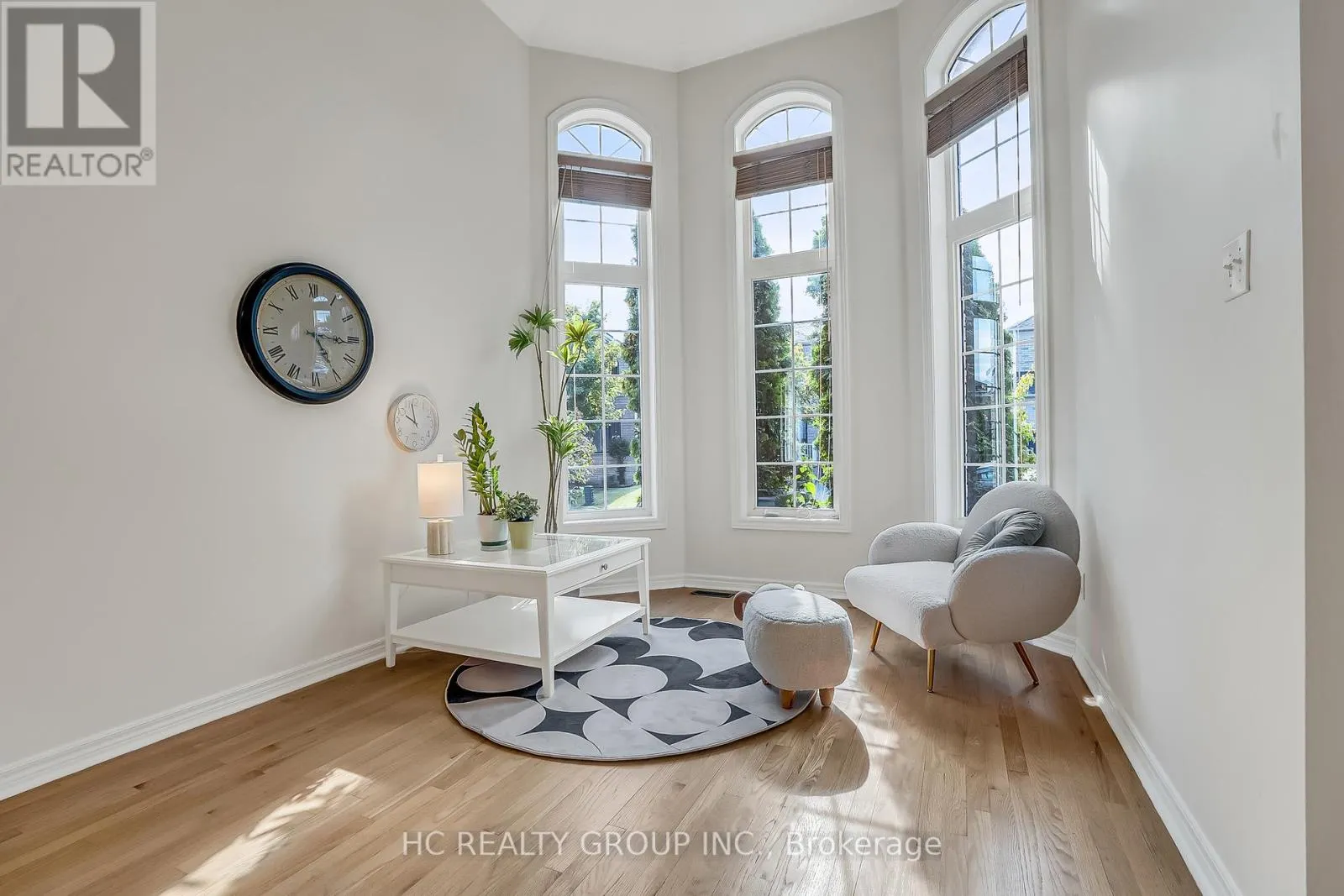 130 ROYVIEW CRESCENT