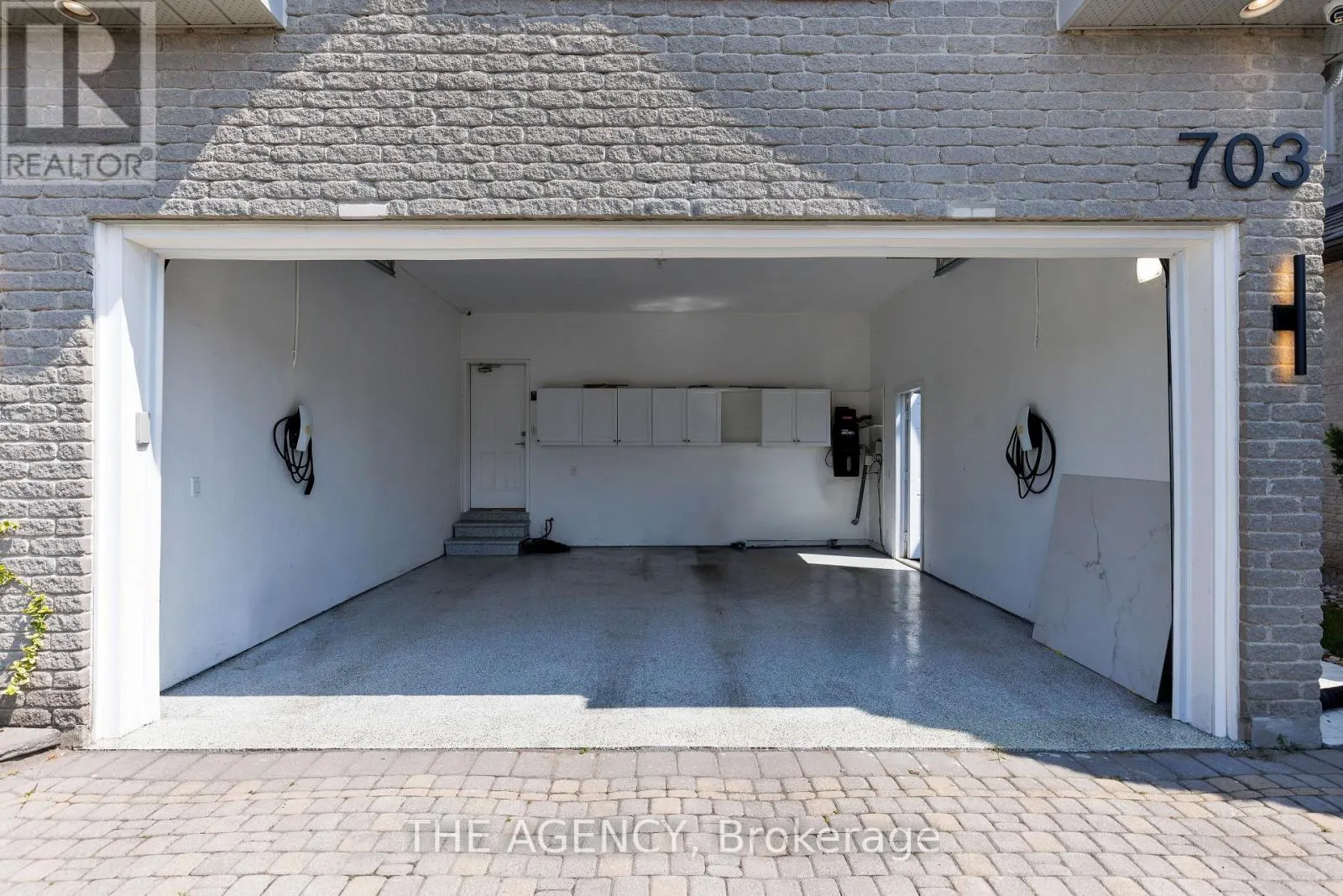 703 MADELINE HEIGHTS