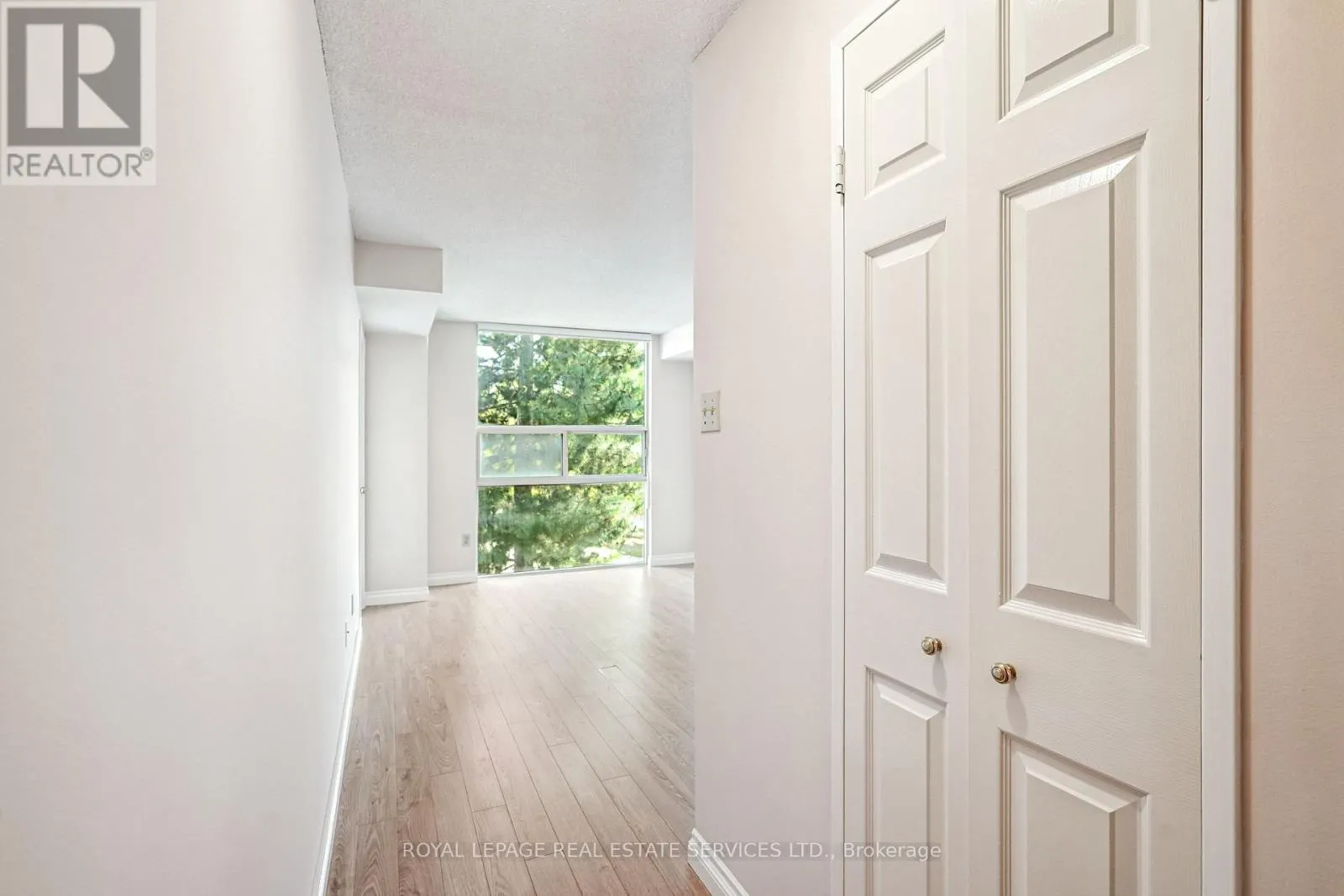 417 - 30 HARDING BOULEVARD W