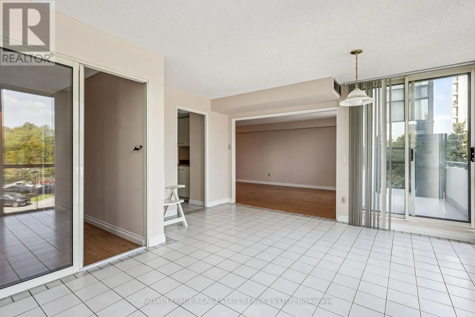 417 - 30 HARDING BOULEVARD W