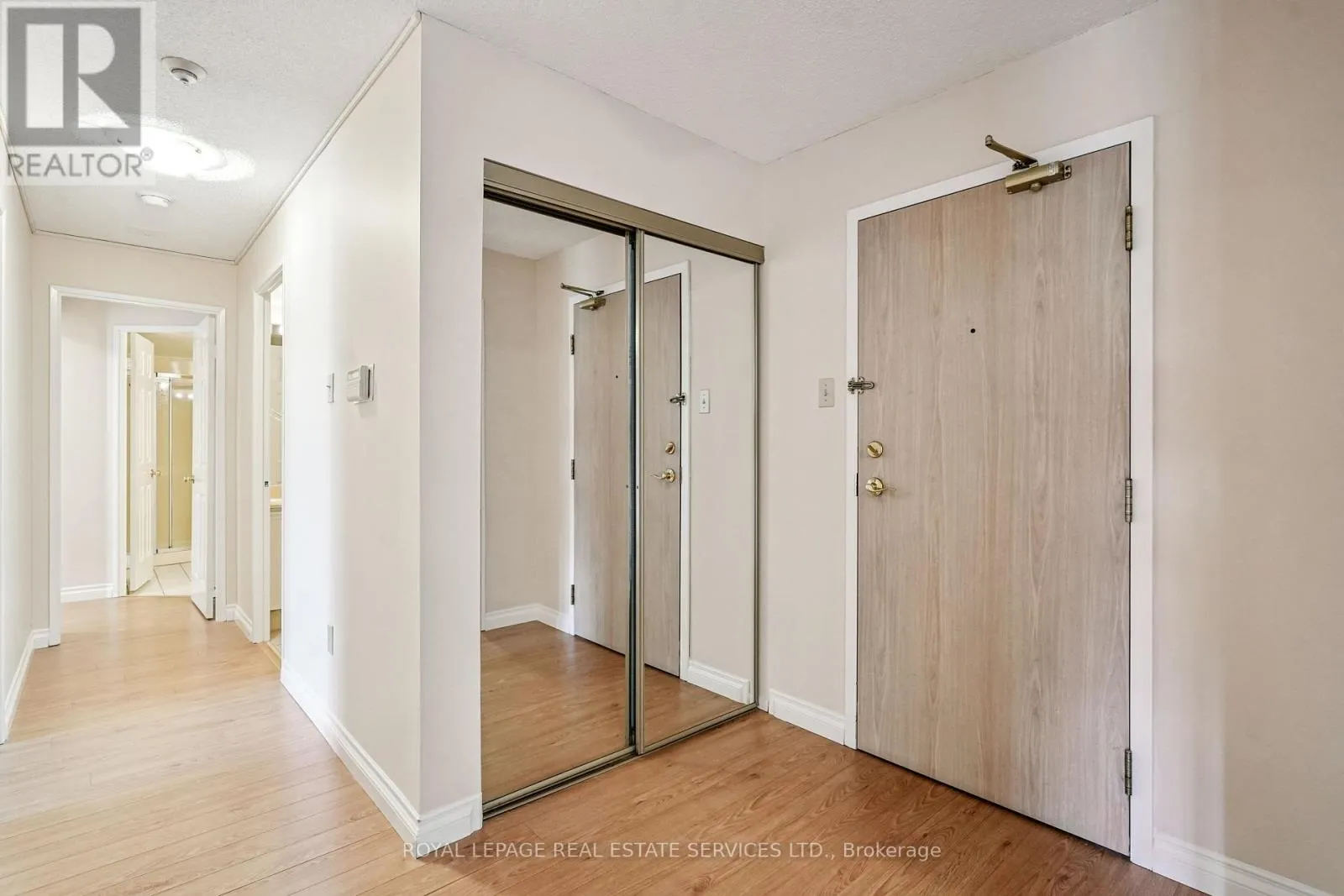 417 - 30 HARDING BOULEVARD W