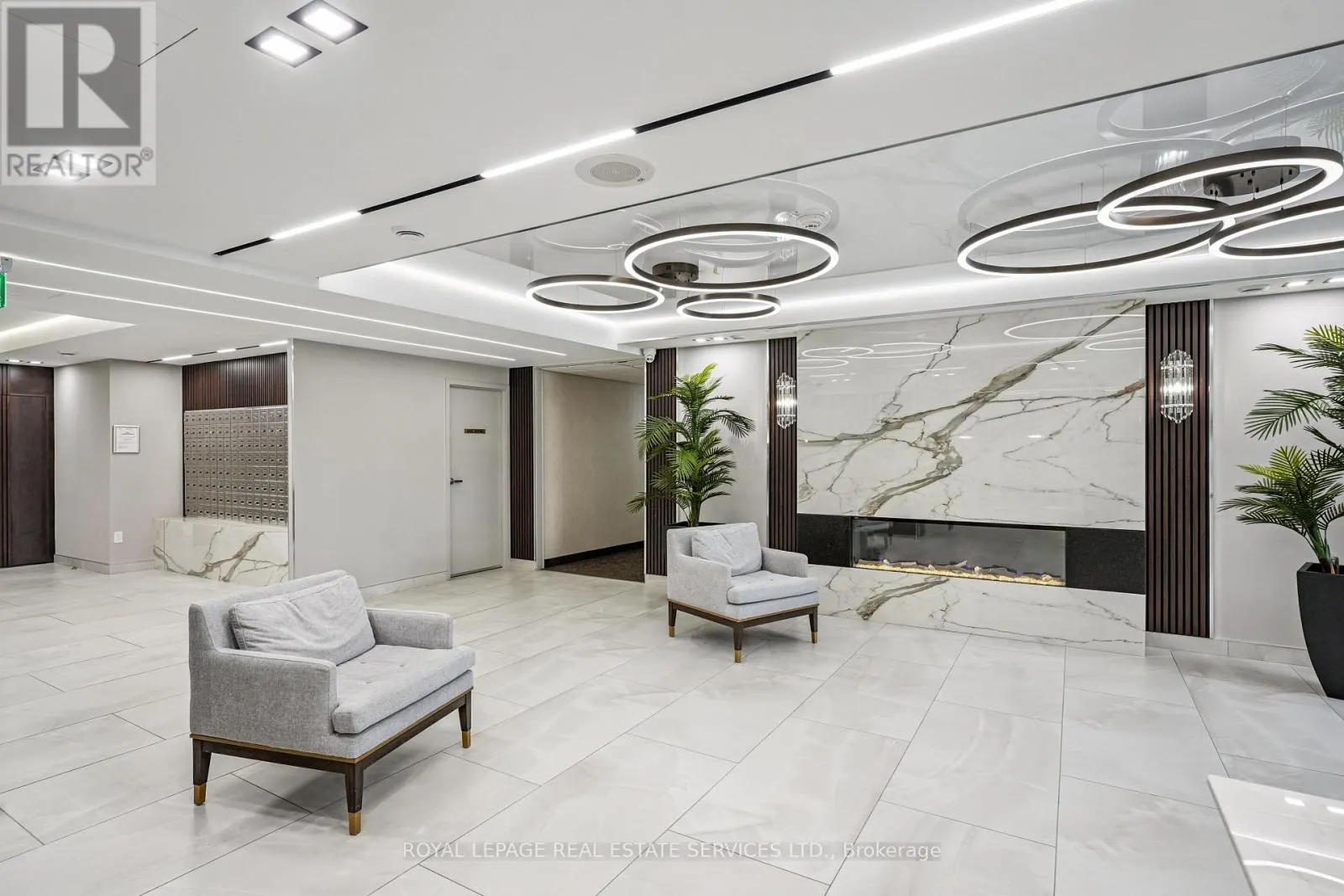 417 - 30 HARDING BOULEVARD W