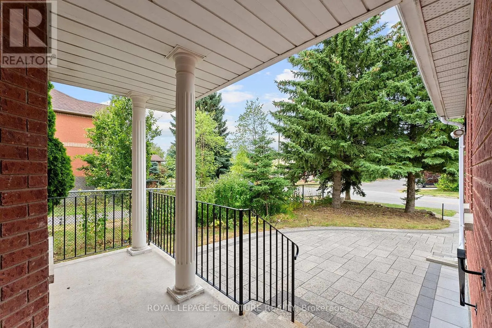 35 MALLORY AVENUE