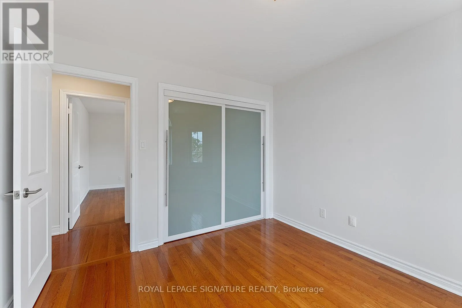35 MALLORY AVENUE