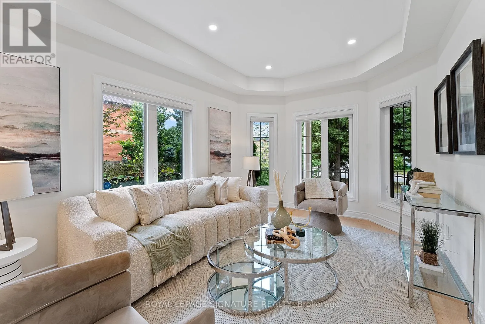 35 MALLORY AVENUE