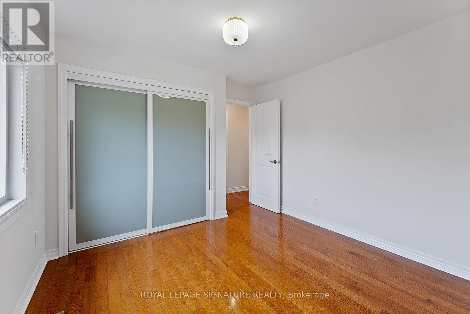 35 MALLORY AVENUE