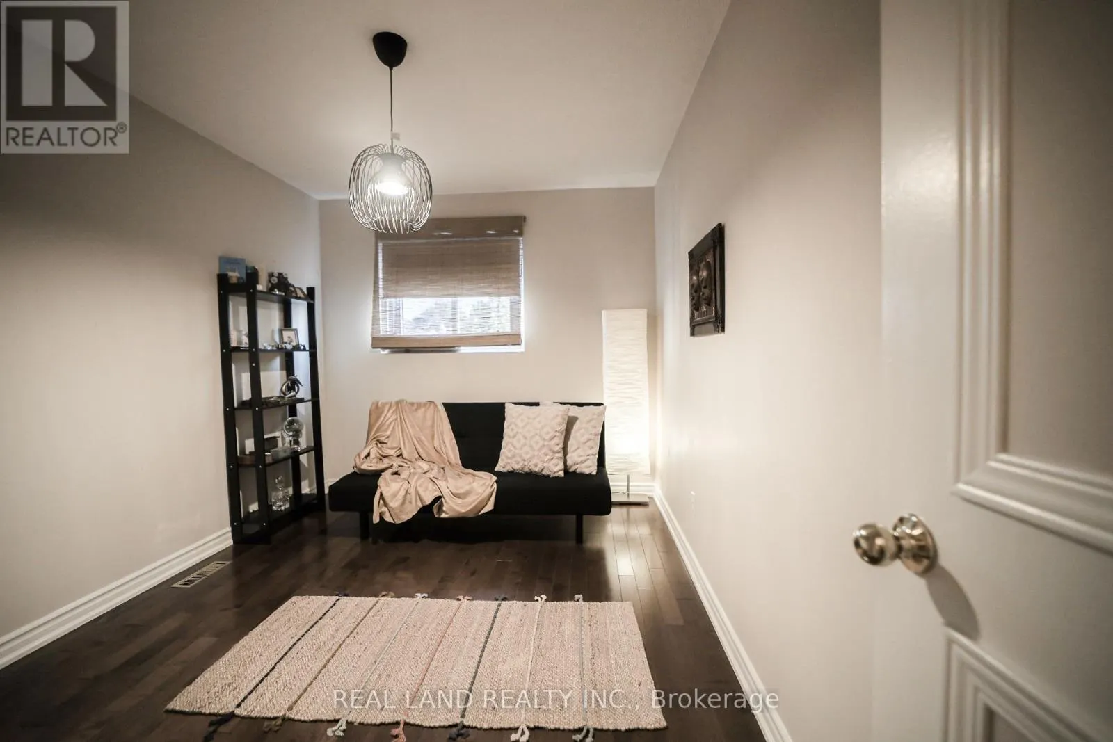 34 LILAC AVENUE