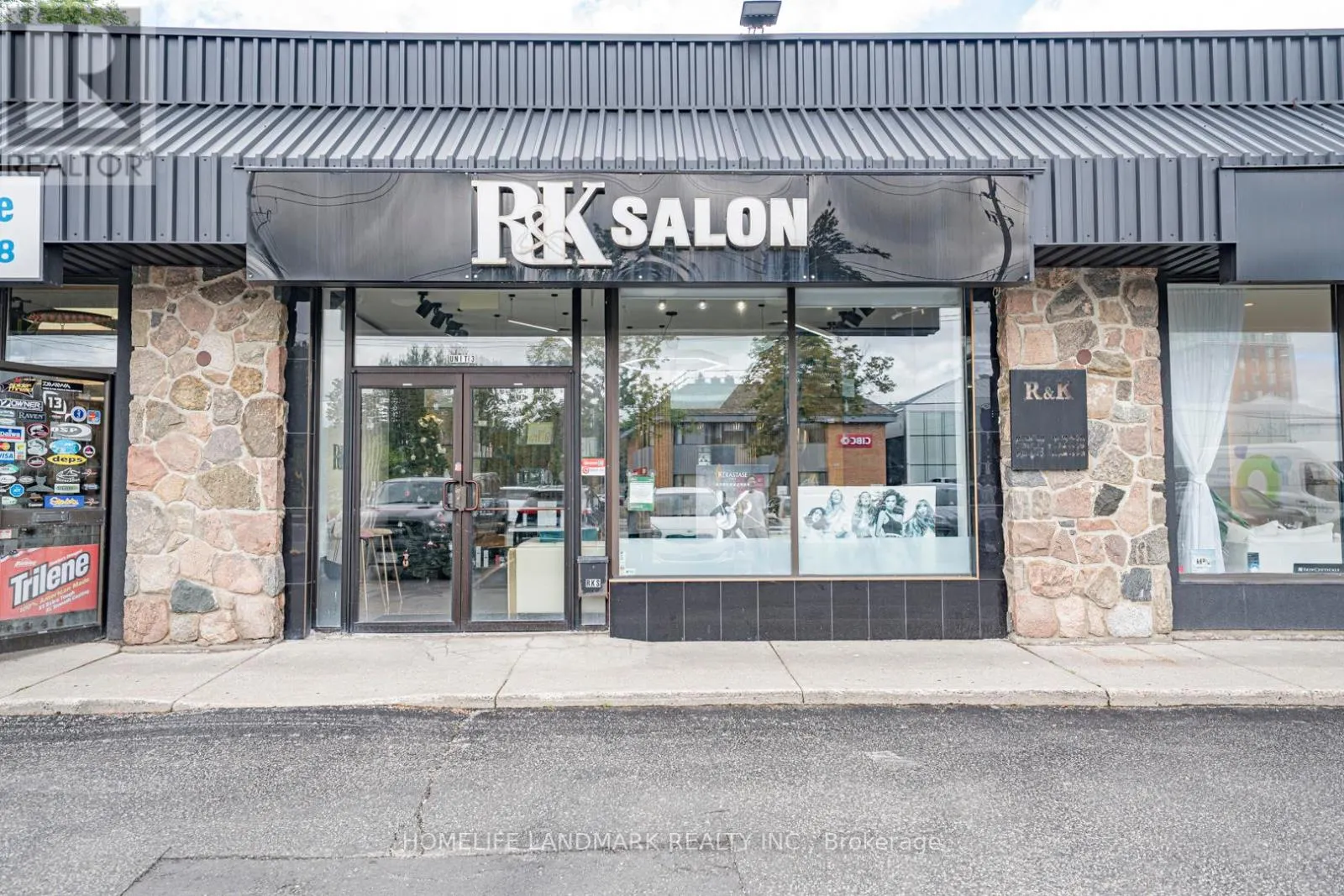 UNIT 3 - 4361 HIGHWAY 7 HIGHWAY E