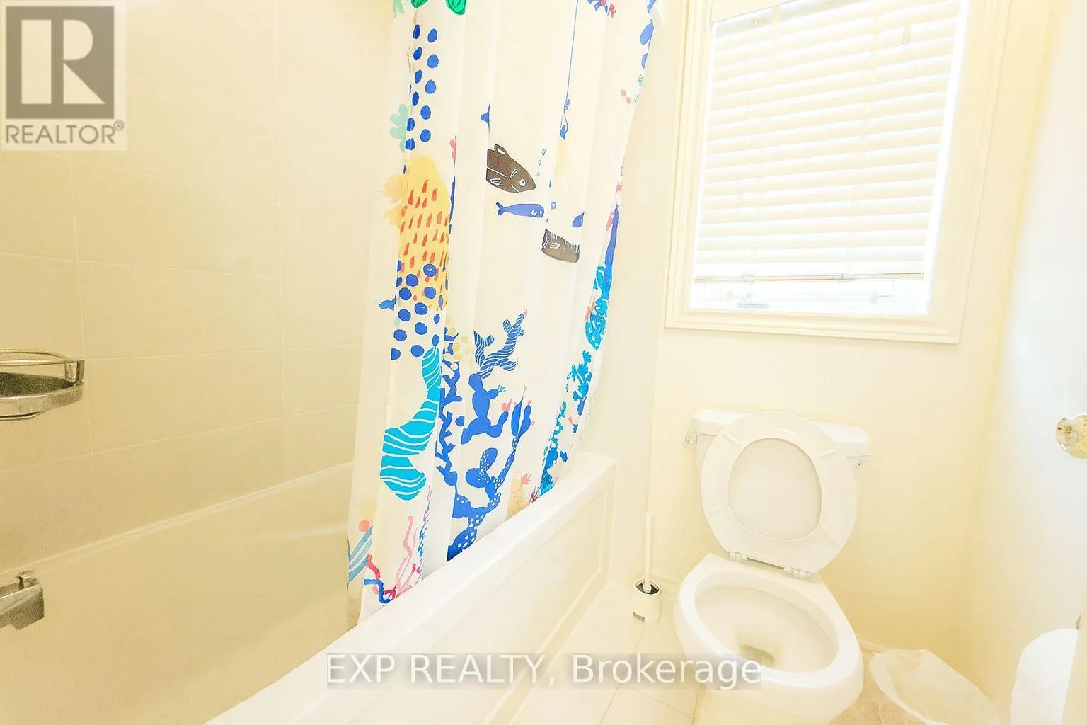 278 THE BRIDLE WALK
