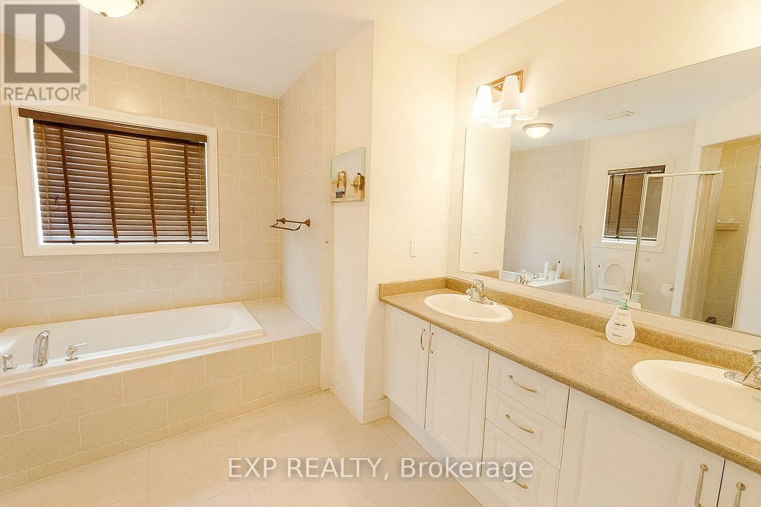 278 THE BRIDLE WALK
