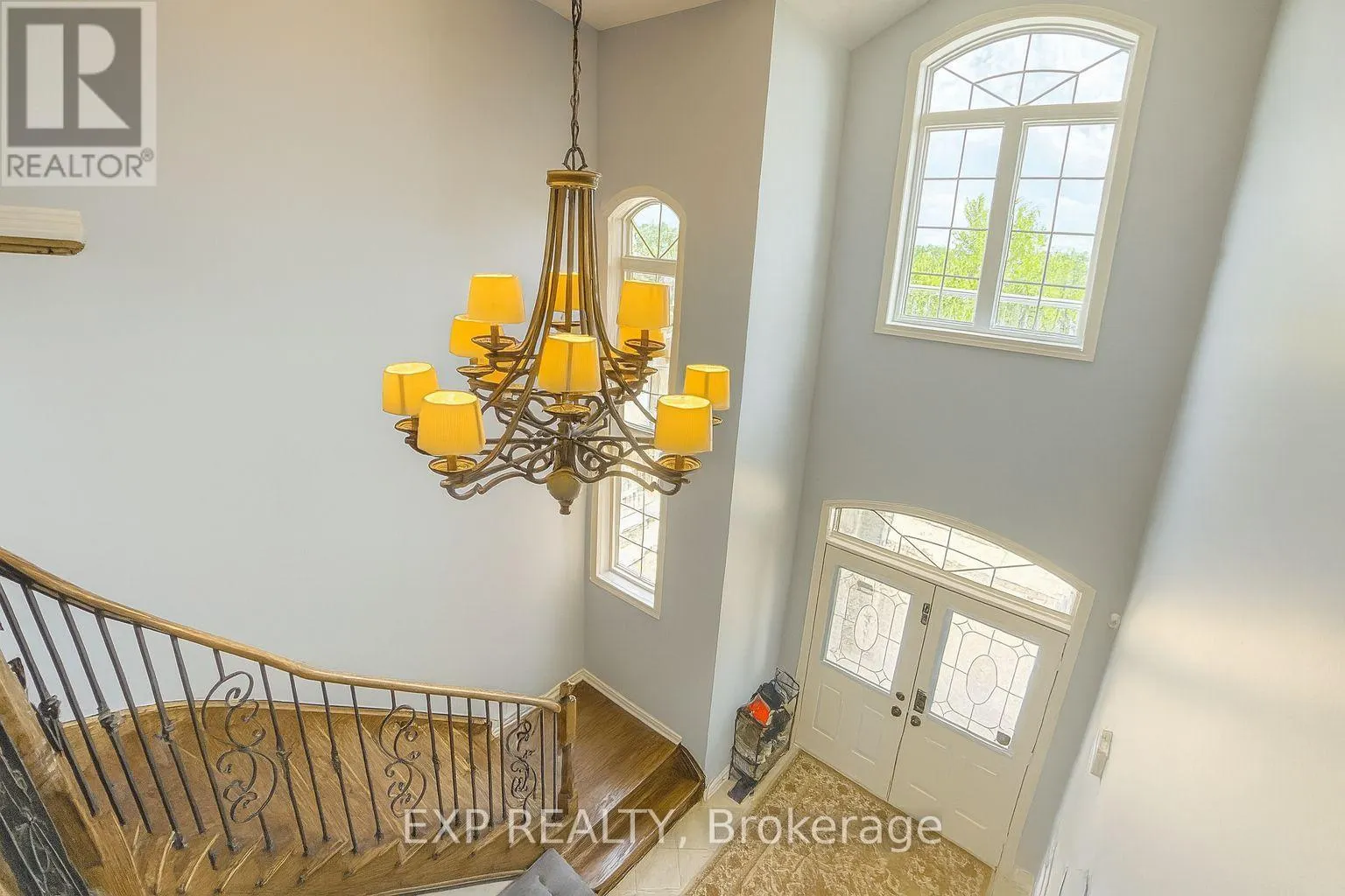 278 THE BRIDLE WALK