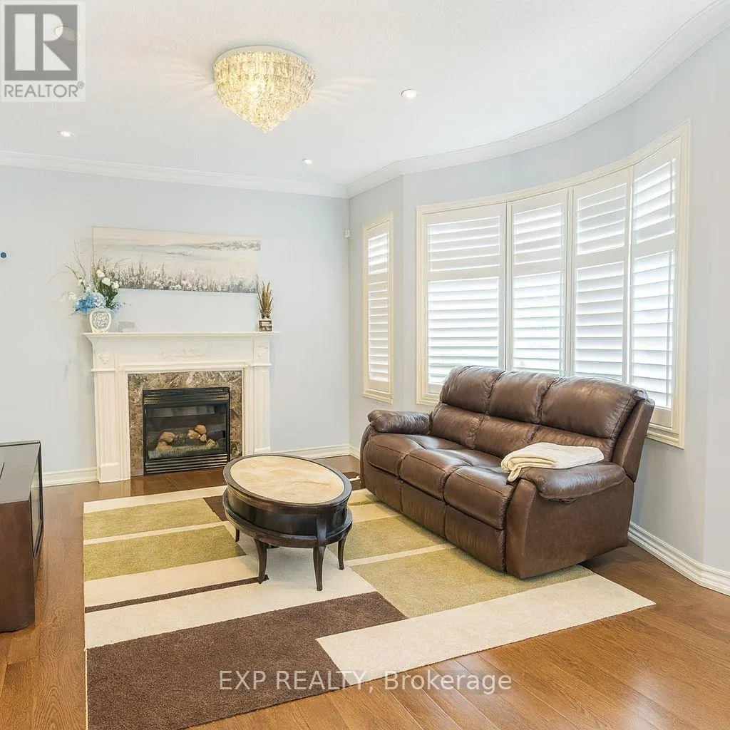 278 THE BRIDLE WALK