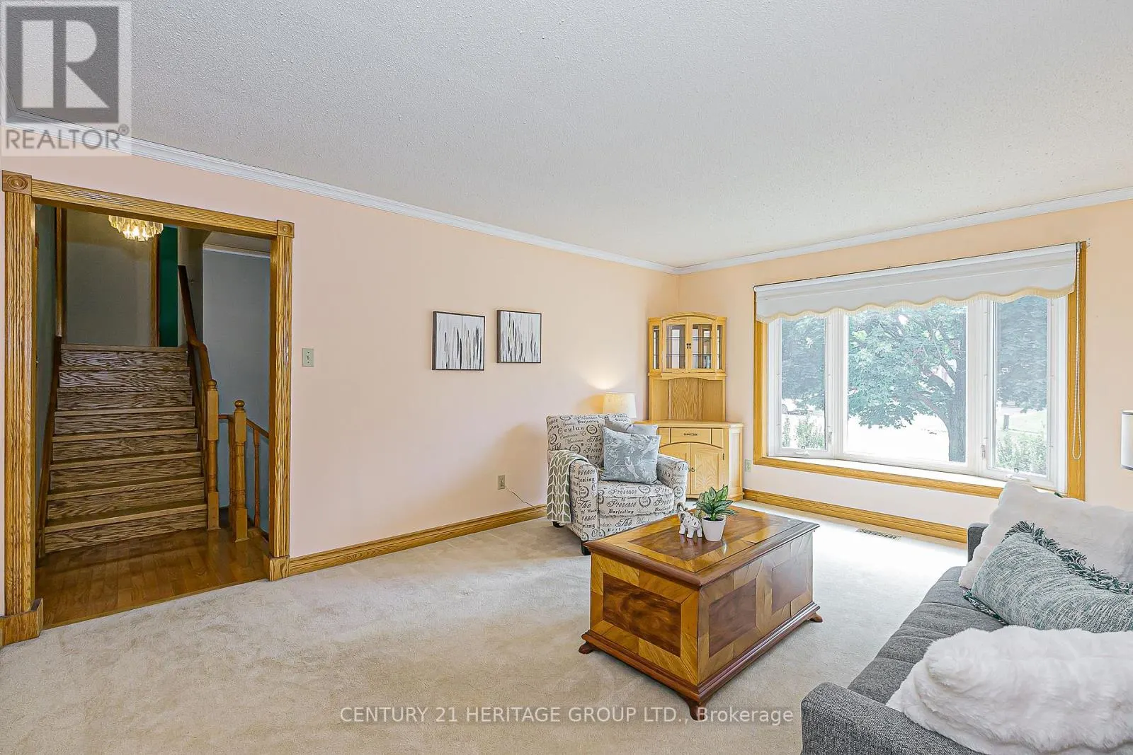 4 BECKETT AVENUE