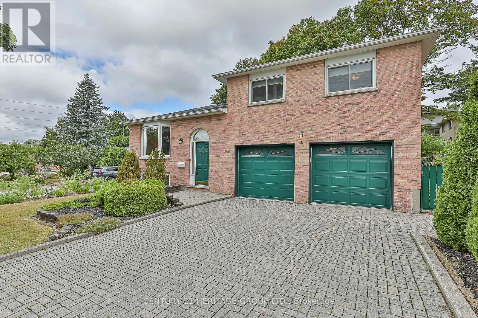 4 BECKETT AVENUE
