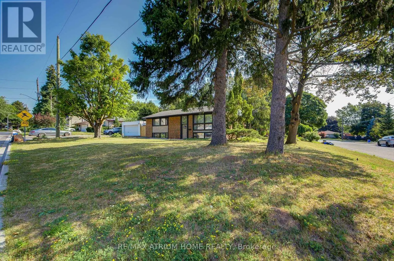29 STARLIGHT CRESCENT E