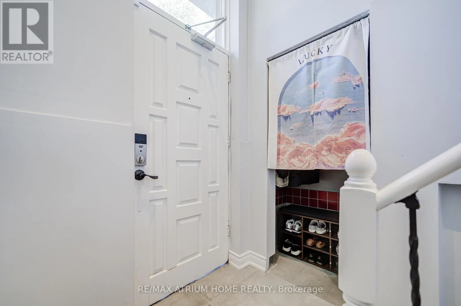 29 STARLIGHT CRESCENT E